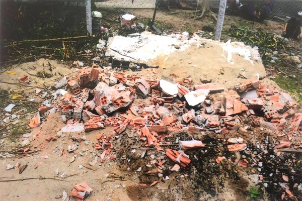 Chồng đốt vợ vì mâu thuẫn gia đình rồi lên công an tự thú, nạn nhân nguy kịch phải chuyển lên Hà Nội điều trị-2