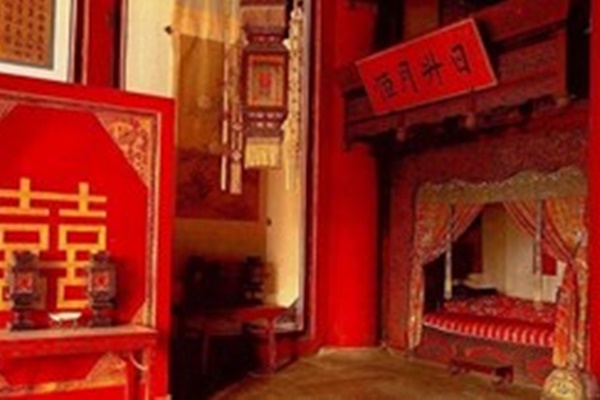 Vị Hoàng hậu xuất thân danh giá nhưng hoang dâm vô độ, mang cả bạn chồng về phủ để gian díu và cái kết khi Hoàng đế ngã ngựa-4