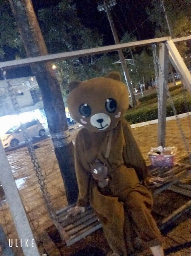 Cô gái bị nhóm thanh niên ép ăn 10 cây kẹo một lúc rồi mới mua: Ăn xong rơi nước mắt, nhưng không trách họ-3