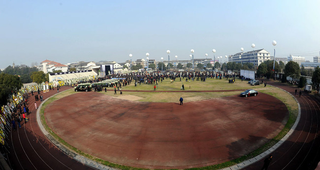 Đám tang của đại gia Trung Quốc: Chi hơn 16 tỷ đồng tổ chức tang lễ xa xỉ và câu chuyện người giàu phô trương thân thế địa vị-1