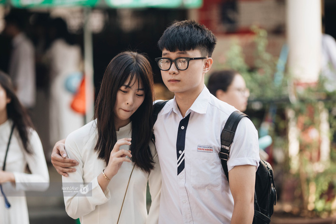 Cho dù là người yêu, tình cũ hay crush, nhất định phải chụp cùng nhau một bức ảnh thật đẹp trong ngày lễ bế giảng cuối cùng-2