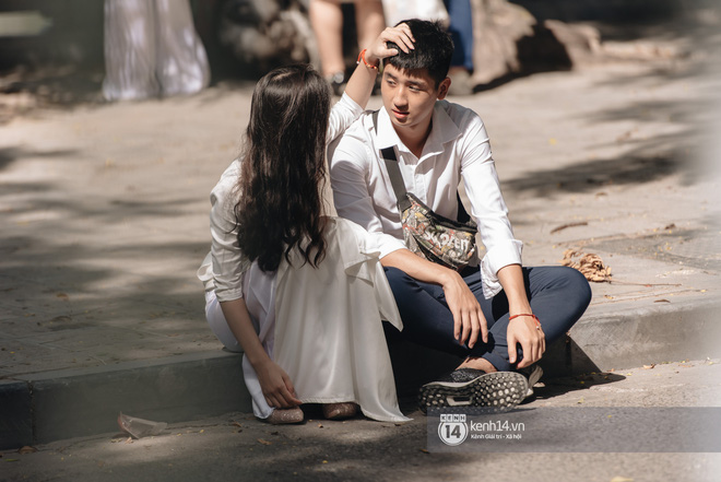 Cho dù là người yêu, tình cũ hay crush, nhất định phải chụp cùng nhau một bức ảnh thật đẹp trong ngày lễ bế giảng cuối cùng-6