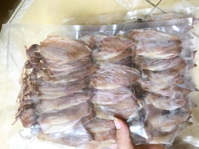 Mực khô siêu rẻ chỉ 3.000 đồng/con, chị em mua tới tấp-2