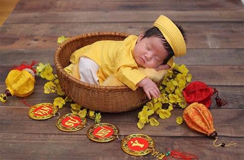 Hiếm khi xuất hiện, người vợ kín tiếng sinh 5 con với nghệ sĩ Vượng Râu được khen hết lời-2