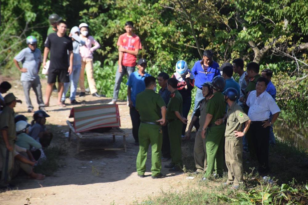 Bị đuổi đánh, nam thanh niên nhảy xuống ao tử vong vì đuối nước-1