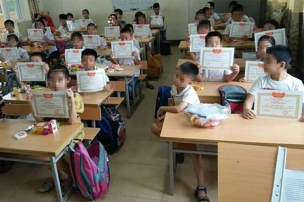 Thêm quan điểm về bức ảnh cậu bé không được giấy khen: Đừng mặc định trẻ học kém lớn lên sẽ lãnh đạo bọn học giỏi, ít lắm!-3
