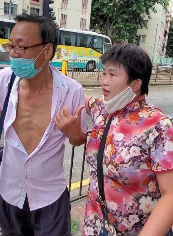 Sự cố trong tang lễ trùm sòng bạc: Người phụ nữ lạ mặt chạy tới tự xưng là con riêng ông Hà, nhất quyết đòi gặp bố-3