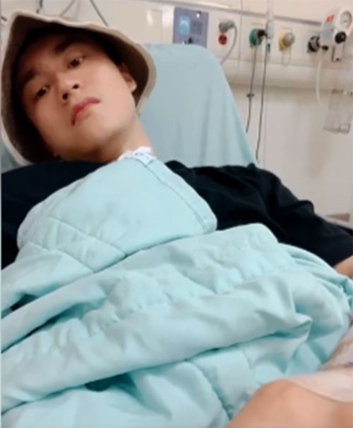 Nam ca sĩ 26 tuổi nổi tiếng Hong Kong uống thuốc ngủ tự tử tại nhà riêng-2