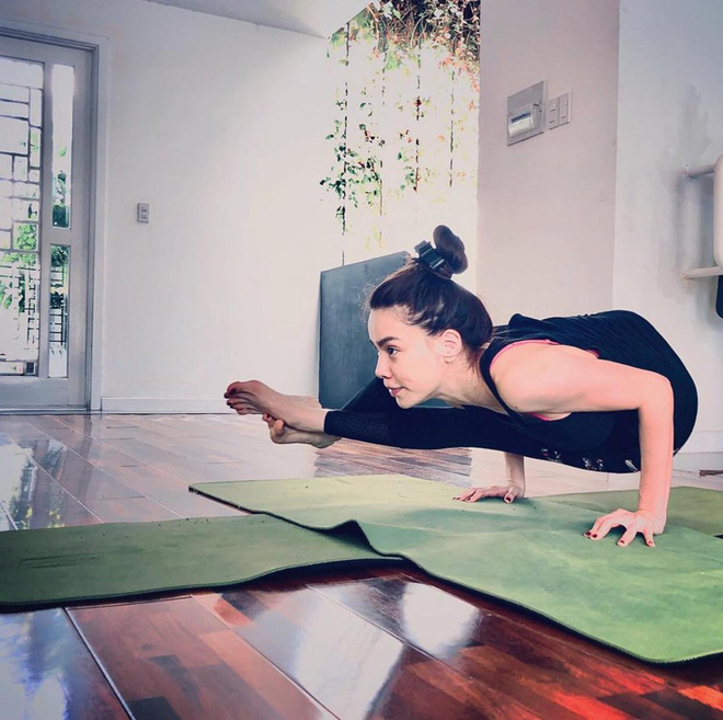 Hà Hồ khoe duy trì tập luyện yoga, đủ sức cân toàn động tác khó: Thì ra bí quyết giữ visual đỉnh cao của mẹ bầu là đây!-3