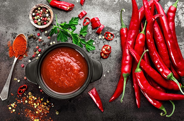 Lỡ ăn ớt quá cay hay bị phỏng ớt, hãy găm ngay các mẹo này để xử lý nhanh nhé!-1