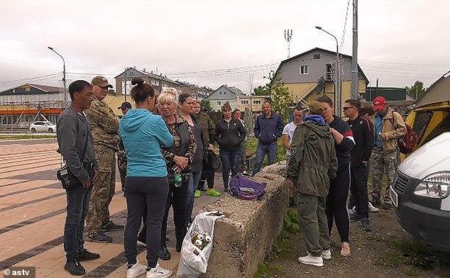 Cãi nhau với bố mẹ, bé gái 8 tuổi bỏ nhà đi rồi bị hãm hiếp và giết chết, bức ảnh khoảnh khắc cuối cùng của cô bé gây xót xa-7