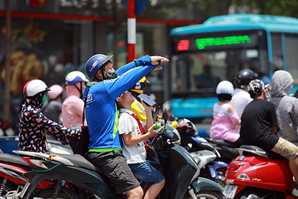 Dự báo thời tiết 12/7, miền Bắc vài nơi có mưa, miền Trung nắng rát-1