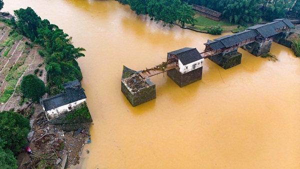 Trung Quốc: Vỡ 14 đê; lũ Trường Giang chảy ngược vào hồ nước ngọt lớn nhất - Đại hồng thủy xuất hiện!-2