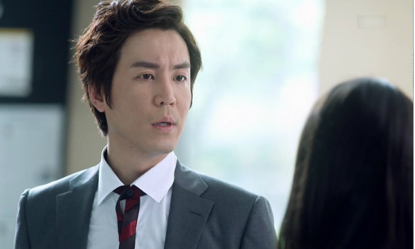 Chủ động nằm sẵn đợi sếp ở nhà nghỉ, ai ngờ lúc tôi đến đem theo thứ này khiến cô thư ký vội vàng tìm đường thoát thân-2