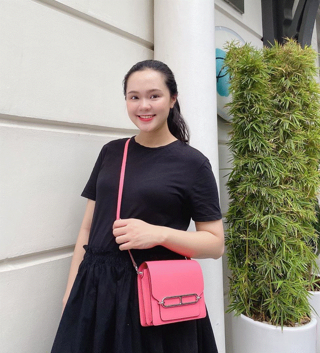 Bà xã Duy Mạnh đăng ảnh phát tướng khi mang bầu hơn 5 tháng, chị gái tiết lộ nỗi khổ của em-1