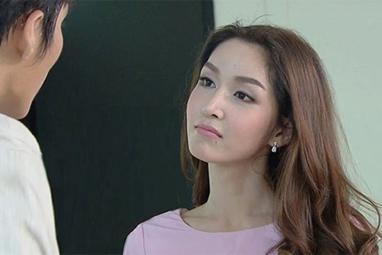 Biếu mẹ đẻ bộ quần áo mới bị chồng lèm bèm: