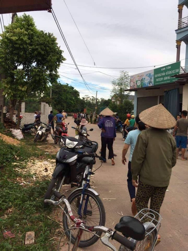 Nữ tài xế mới học lái tông trúng 2 em học sinh đi xe đạp, 1 em tử vong-1