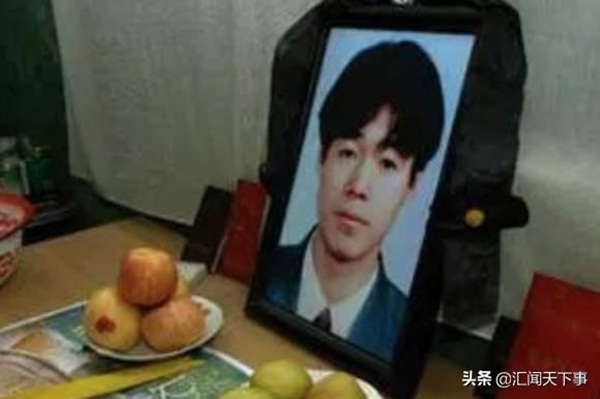 Vụ án Bộ xương trên gác mái: Con trai mất tích 10 năm, gia đình chờ đợi vô vọng, cuối cùng phát hiện bộ xương ở nhà bạn gái cũ-5