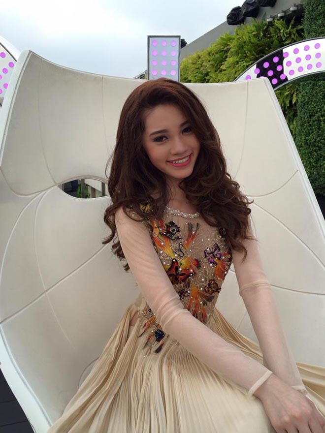 Cận cảnh nhan sắc thật của hoa hậu Jolie Nguyễn khi chưa phẫu thuật thẩm mỹ-5