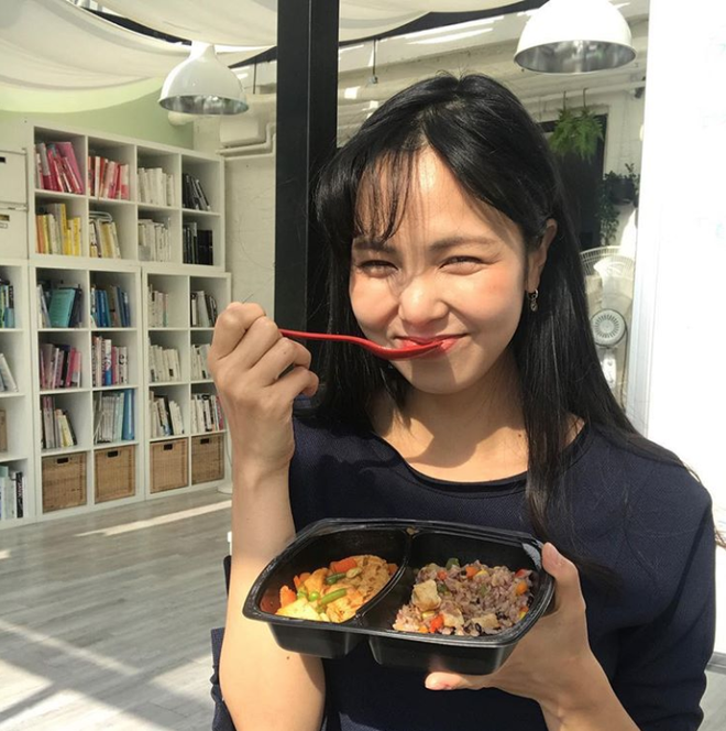 Từ 70kg xuống 50kg, cô gái Hàn chia sẻ 3 bí quyết giảm cân và 4 bài tập giúp thân dưới thanh mảnh-8