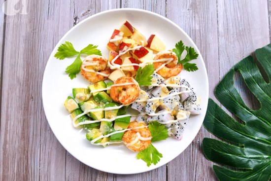 Giảm cả 2kg và 3cm vòng eo chỉ trong 10 ngày với món salad trái cây tuyệt đỉnh cho bữa trưa