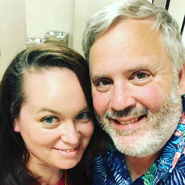 Cặp đôi sốc khi thấy con trai nuôi bệnh tật và suy dinh dưỡng nặng, bác sĩ bảo không có hy vọng nhưng 4 năm sau ai cũng ngỡ ngàng-1