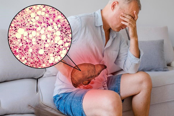 Thói quen xấu buổi sáng làm tổn thương gan thận nghiêm trọng-1