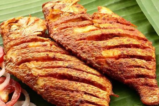 Biết mẹo này cá rán sẽ vàng giòn thơm ngọt, chín mềm từ trong ra ngoài, chẳng bao giờ bị nát