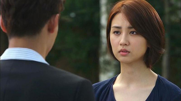 Ra mắt nhà bạn trai, tôi sốc khi mẹ anh đưa ra nội quy làm dâu, đọc đến điều thứ 5 tôi xin chia tay gấp-2