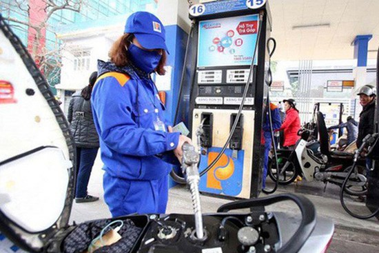 Trích quỹ gần 1.000 đồng/lít, không tăng giá xăng dầu