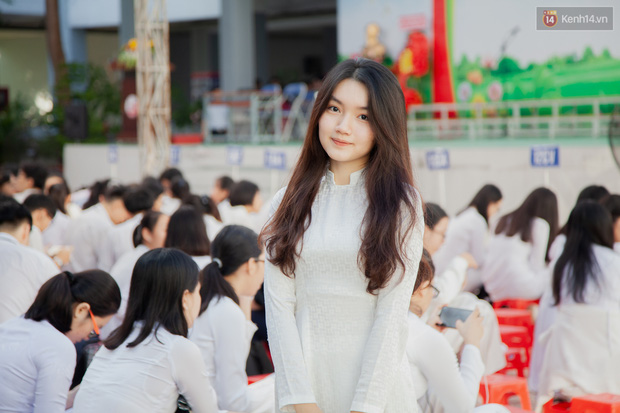 Lễ bế giảng của ngôi trường 60 năm tuổi ở Sài Gòn: Dàn nữ sinh khiến người khác ngẩn ngơ mê mẩn-1