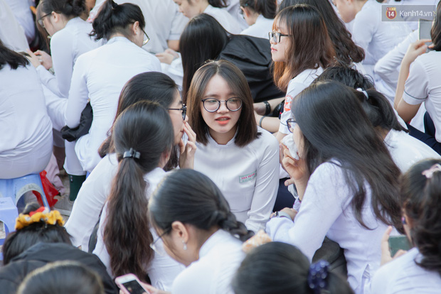 Lễ bế giảng của ngôi trường 60 năm tuổi ở Sài Gòn: Dàn nữ sinh khiến người khác ngẩn ngơ mê mẩn-7