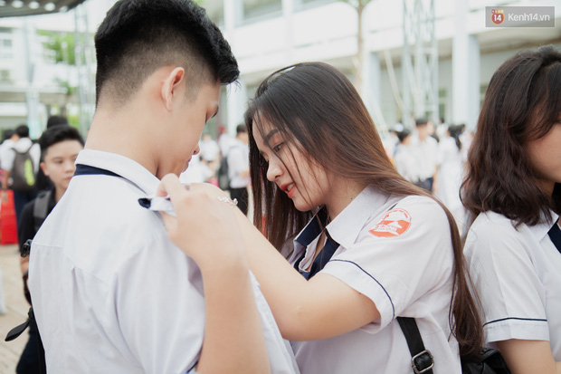 Lễ bế giảng của ngôi trường 60 năm tuổi ở Sài Gòn: Dàn nữ sinh khiến người khác ngẩn ngơ mê mẩn-13