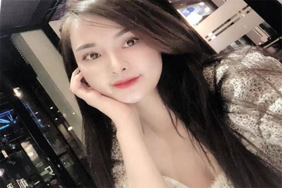 Hot girl 18 tuổi ở TP.HCM cầm đầu đường dây bán dâm 30 triệu đồng, sex tour trăm triệu đồng