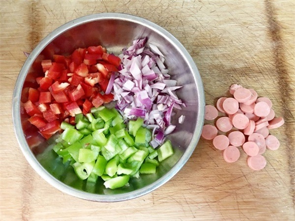 Nhanh tay làm ngay pizza siêu tốc chỉ vài phút là xong để ăn sáng-1