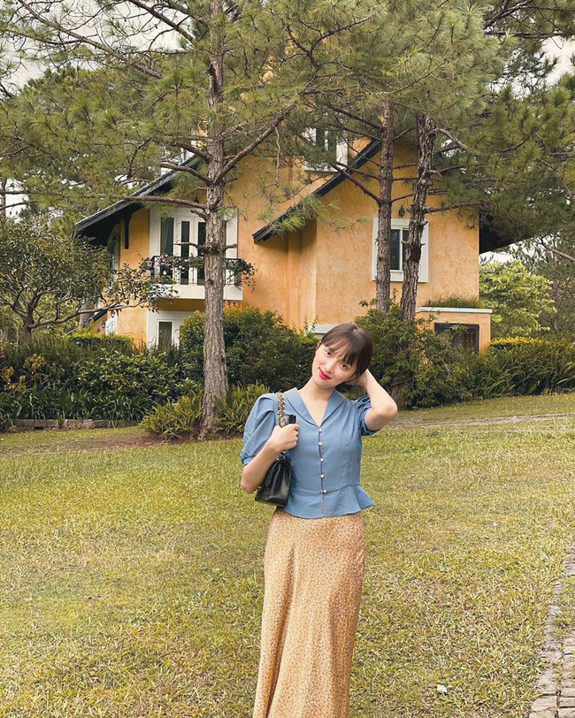 Style đi du lịch của Hương Giang thực sự xuất sắc, chị em không học hỏi là tiếc lắm cho xem!-4