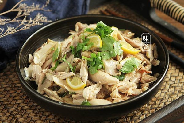 Dùng nồi cơm điện làm món đùi gà hấp muối, 30 phút có ngay món ăn thơm nức mũi-7