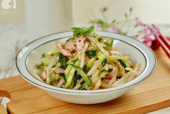 Hội lười mà muốn đẹp da giảm cân thì vào hết đây học cách làm món salad này chỉ 10 phút mà ăn ngon hết cỡ!