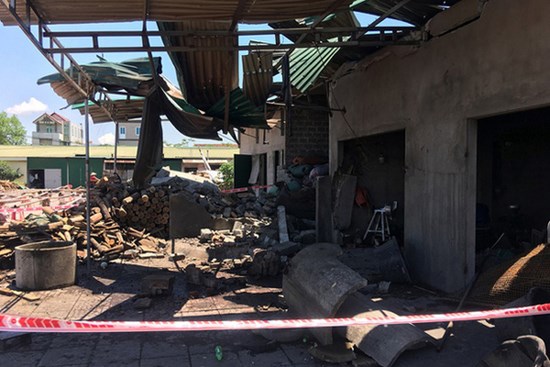 Nổ nồi hơi tráng bánh đa, chị tử vong, em nguy kịch ở Nghệ An