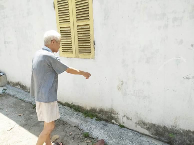 Bé trai lớp 1 bị người đàn ông hành hung để trả thù” đang hoảng loạn, không muốn đến trường học-3