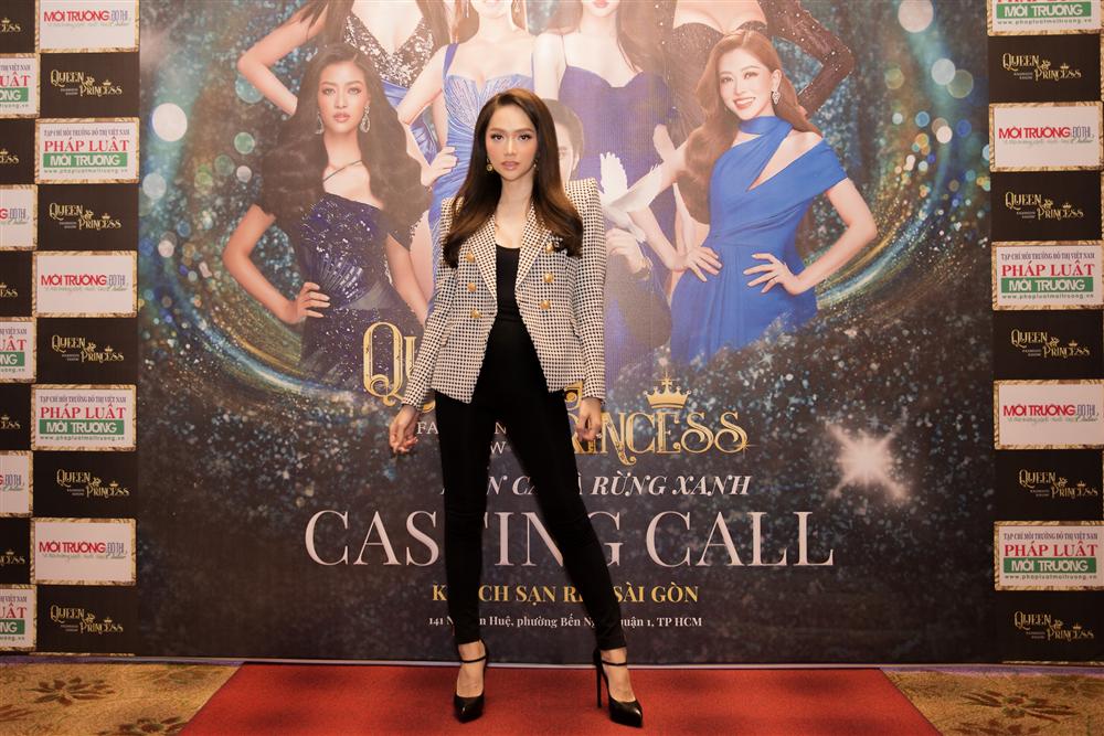 Lên đồ đi chơi, Hương Giang thiếu thốn đến độ mượn áo bạn còn Lan Ngọc lại khoe body nóng bỏng mắt với bikini-2