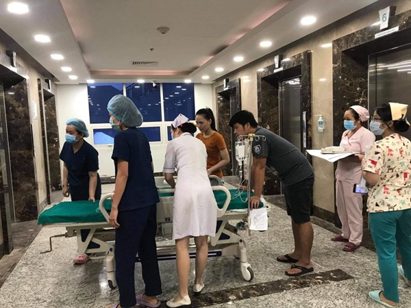 Cận cảnh ca đại phẫu thuật tách cặp Trúc Nhi - Diệu Nhi-3