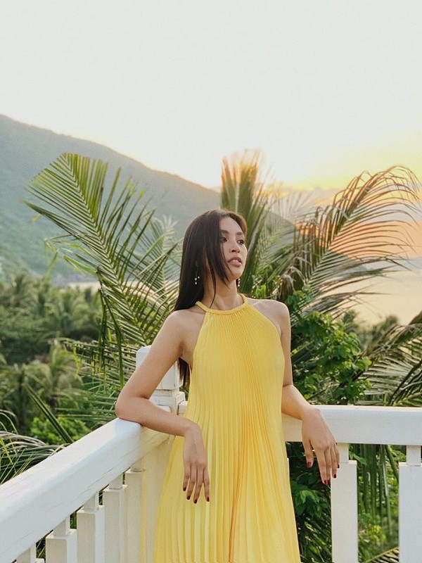 Các người đẹp Việt đang phải lòng một kiểu váy siêu thoải mái, diện vào mùa hè đẹp miễn chê-1