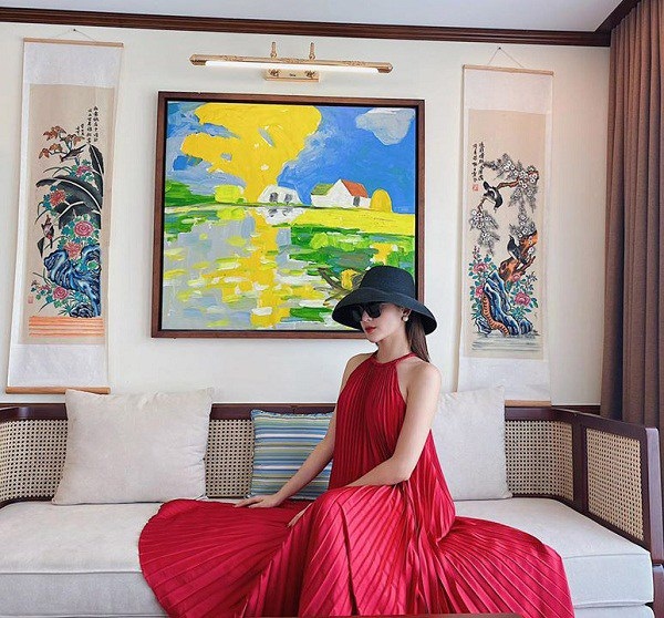 Các người đẹp Việt đang phải lòng một kiểu váy siêu thoải mái, diện vào mùa hè đẹp miễn chê-7