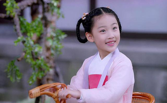 Tại sao đàn ông thời xưa lại thích lấy những cô gái chưa trưởng thành?-3