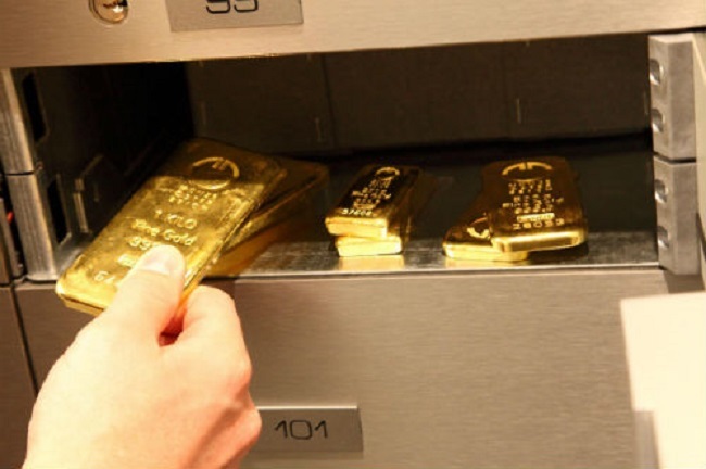 Mua vàng cất két, vợ chồng trẻ lãi hàng trăm triệu nhờ vàng tăng điên cuồng-2