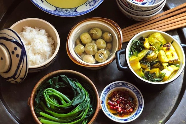 Cô gái 20 tuổi bị ung thư dạ dày vì thói quen mà rất nhiều người cũng mắc phải trong khi ăn-5