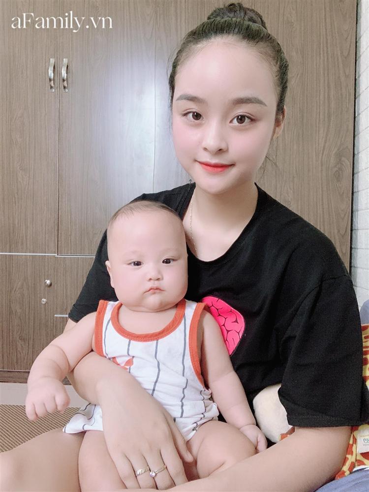 Mẹ Bắc Giang sinh non con chỉ nặng 1,2kg, đêm không dám ngủ vì sợ con ngưng thở, 5 tháng sau nhìn bé ai cũng bất ngờ-2