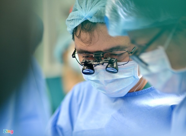 Tách thành công cặp song sinh dính liền-7