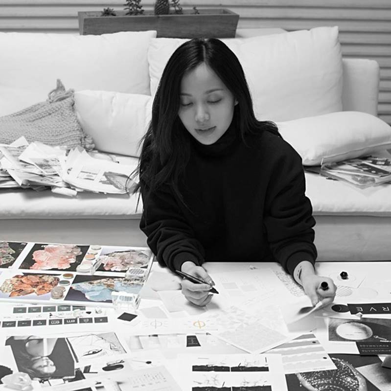 Nữ Youtuber gốc Việt đình đám thế giới, từng kiếm 70 tỷ/năm rồi đột ngột biến mất giờ ra sao?-12